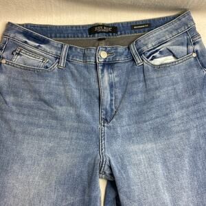 Judy Blue Boyfriend Fit blue jeans size 15/32